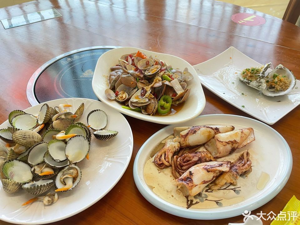 恒绿园渔家大厨位于琼海市潭门镇富港街 标签:餐馆餐饮海鲜中餐