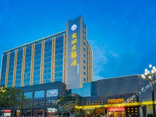光明大酒店祥龙宾馆汉庭酒店(渭南火车站店)黄河宾馆(西环路)渭南