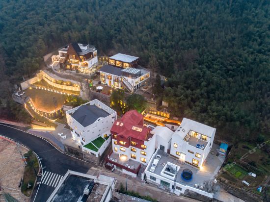 莫干山西田山雨度假酒店