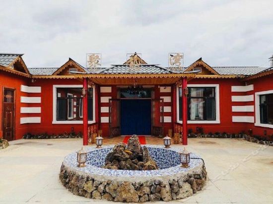 扎兰屯林水度假山庄 相关搜索 林海雪原度假山庄贡格尔草原之夏度假村