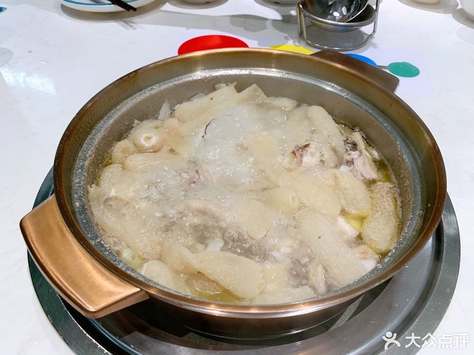 竹笙椰子鸡图片