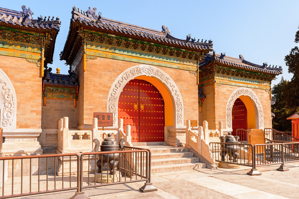 望京小筑:天坛公园在北京市南部,东城区永定门内大街东侧.