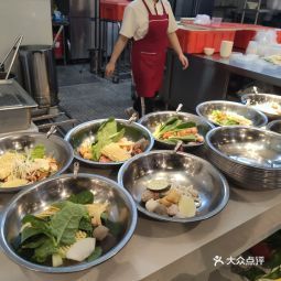 江苏大学六食堂