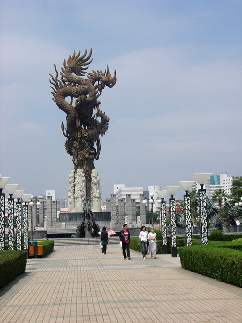龙城广场