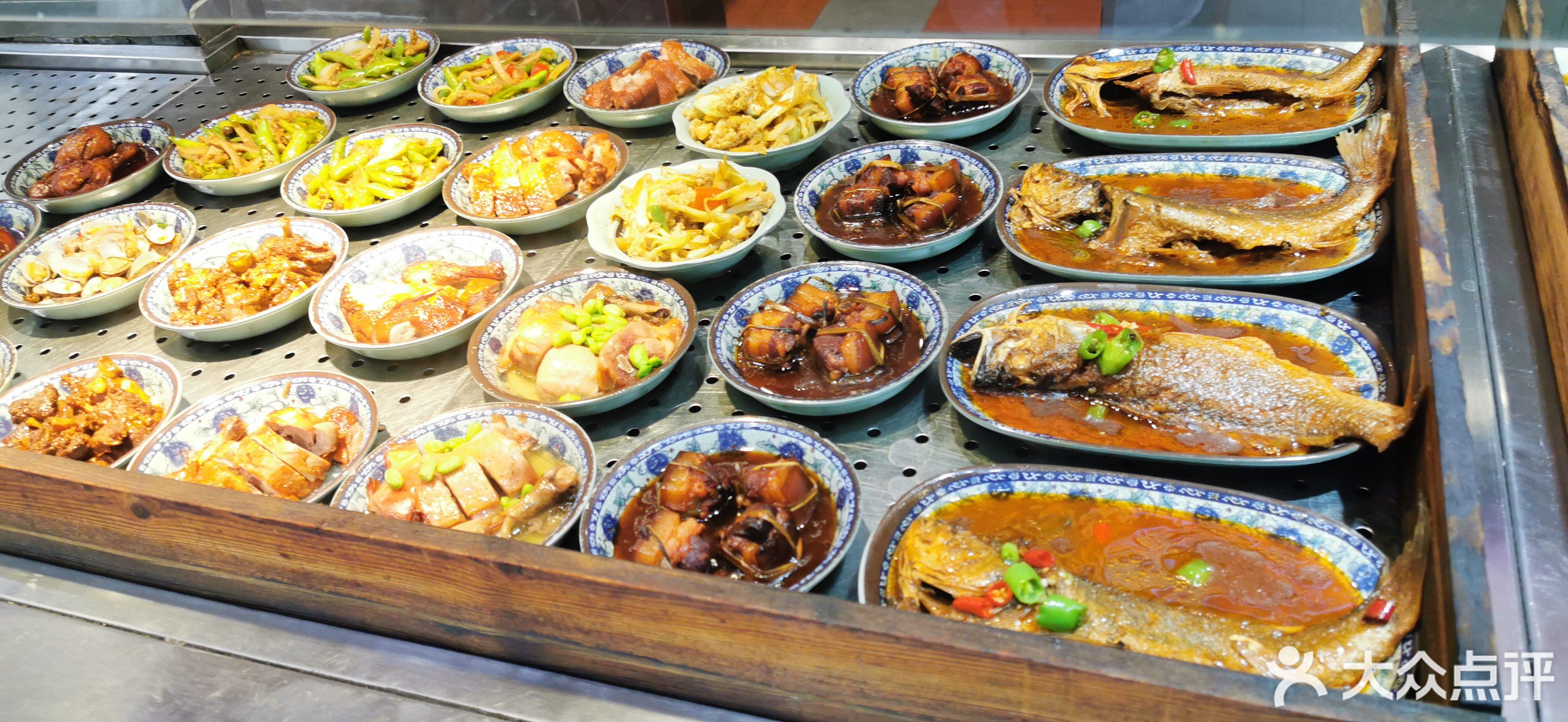         可佳基中式快餐村园菜馆