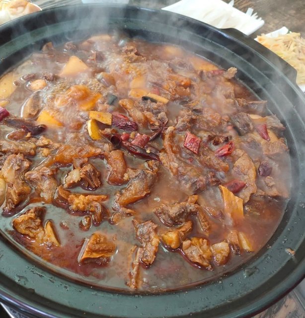醉牛闯关东牛排牛尾一锅香