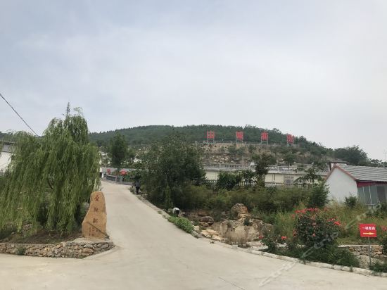松鹤山庄