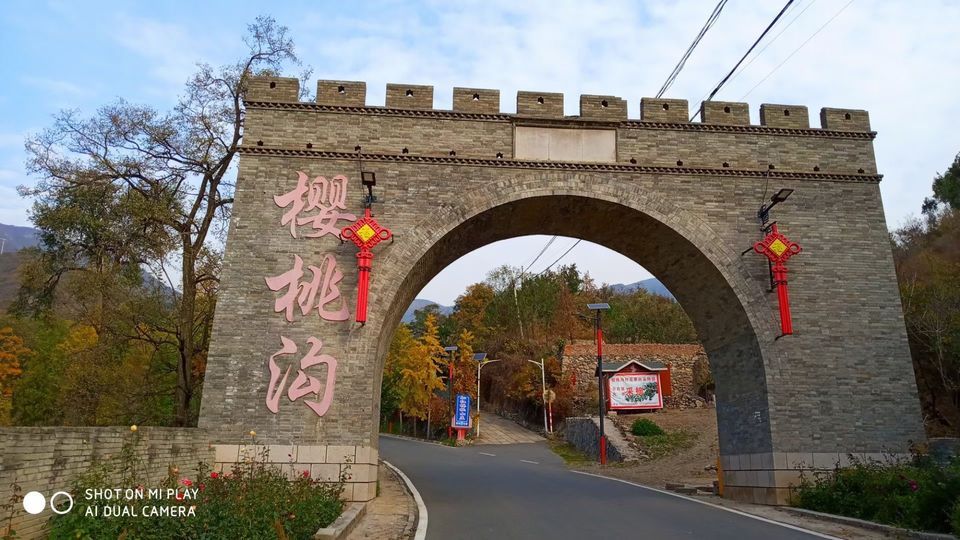 樱桃沟位于北京市门头沟区妙峰山镇推荐菜:分类:景点公园;寺庙道观