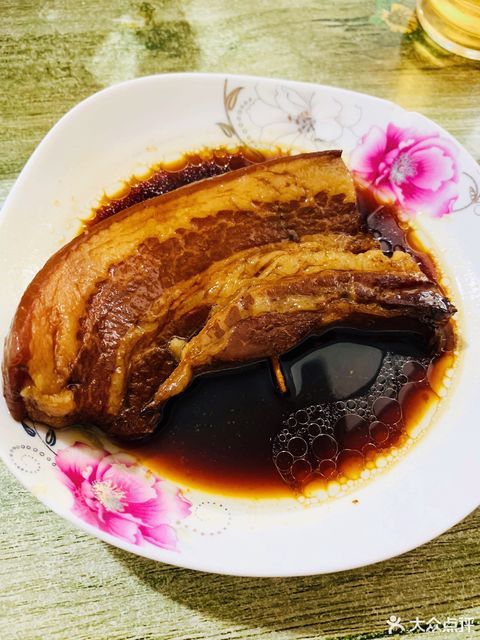 【老任扒肉馆(经纬头道街店】老任扒肉馆(经纬