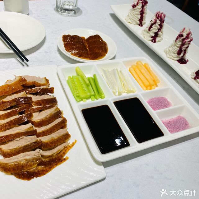 宫保鸡丁推荐菜:香融府位于北京市丰台区马家堡路西马场南里一区29号