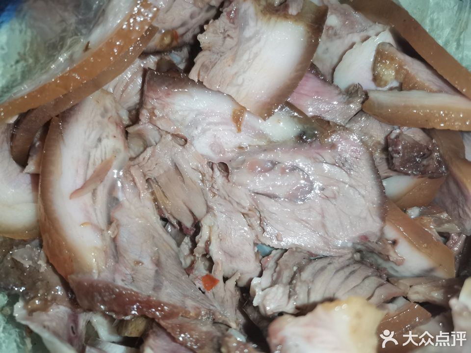 卤猪头肉图片