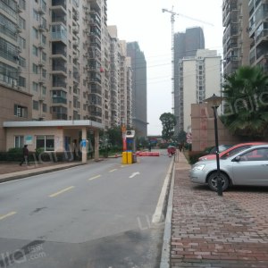 在哪,在哪里,在哪儿:长沙市岳麓区麓谷新城咸嘉湖西路350号麓谷锦园