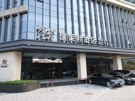 白玉兰酒店(郑州东站东风南路店)