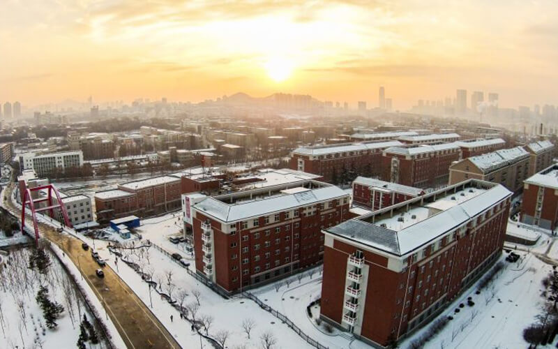 大连理工大学(开发区校区)