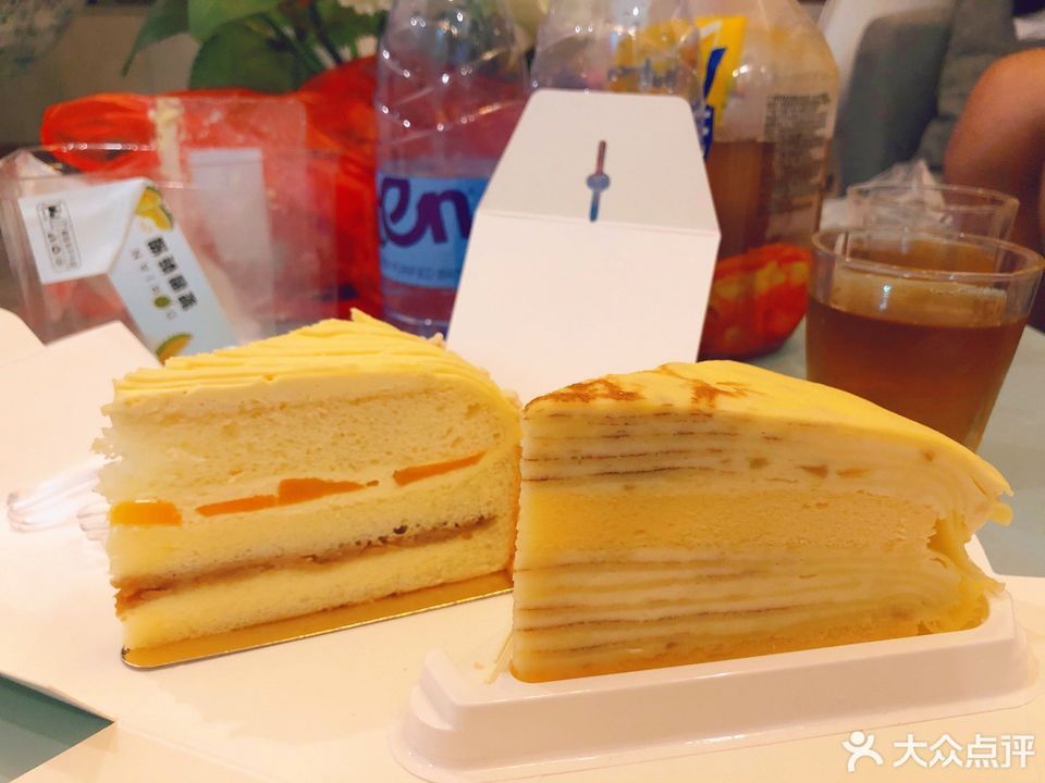 餐饮服务 甜品店 > 华荣蛋糕坊(沙县一店) 推荐菜:分类:糕饼店;面包店