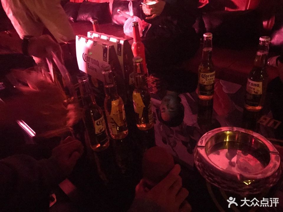 首页>西安市>休闲娱乐>酒吧>莎莎salsa酒吧 ]