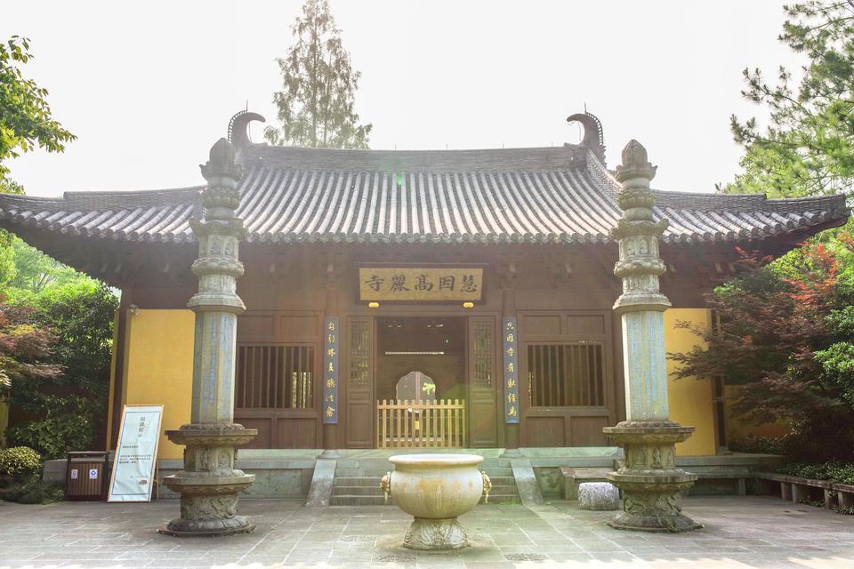 杭州西湖寺庙