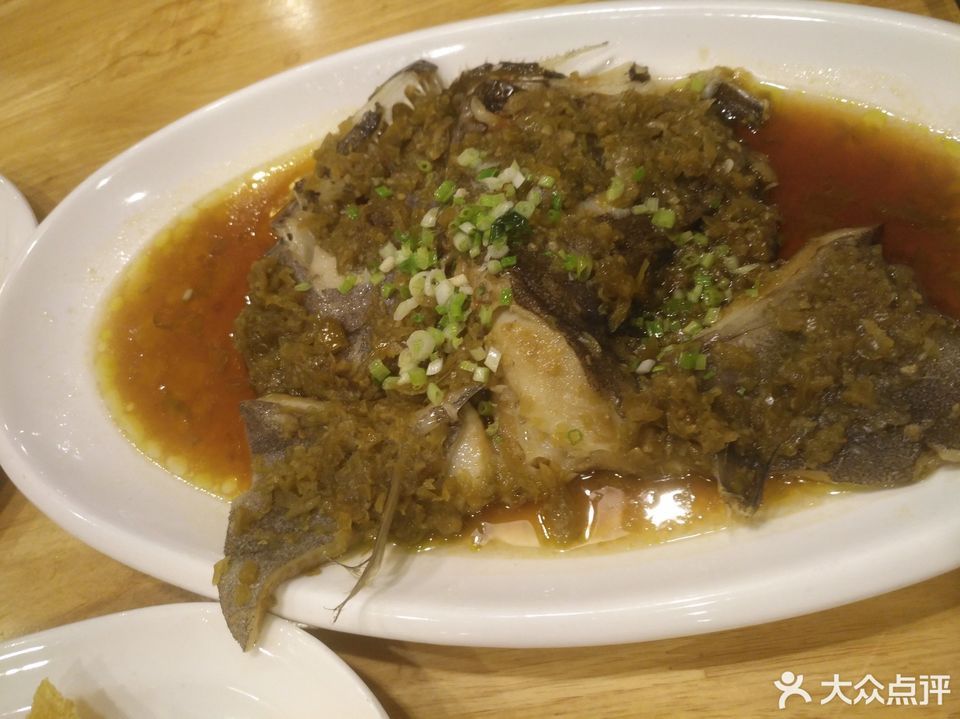 标签 推荐菜:杏鲍菇香板肉 农家麻鸭煲 分类:餐馆;中餐;餐饮;快餐