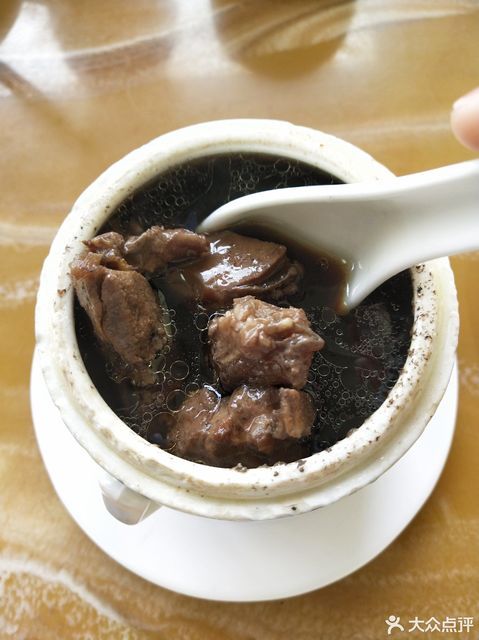 生地炖龙骨汤