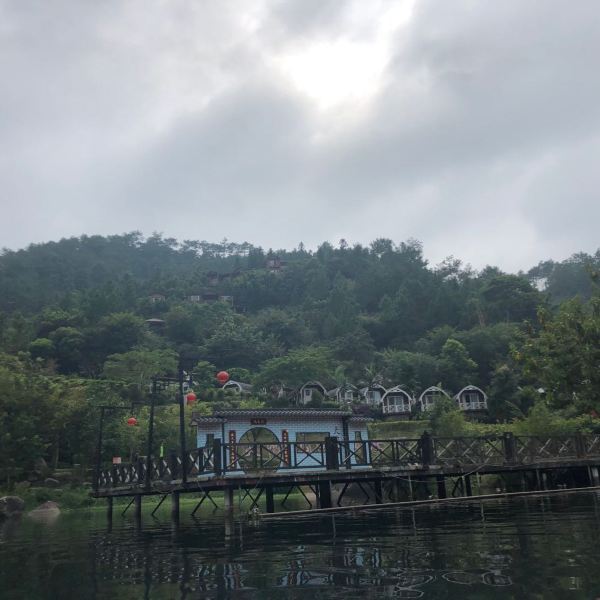 【天露山旅游度假区】天露山旅游度假区门票,天露山区