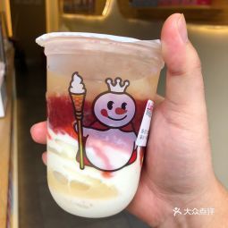 小***:我来从化半日游,蜜雪冰城yyds,性价比之王,草莓奶昔没什么草莓