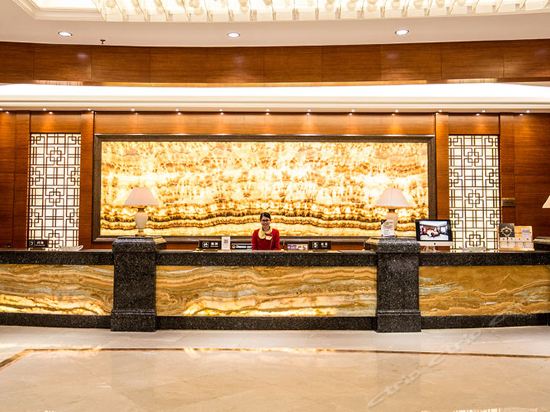 宝丰温泉酒店