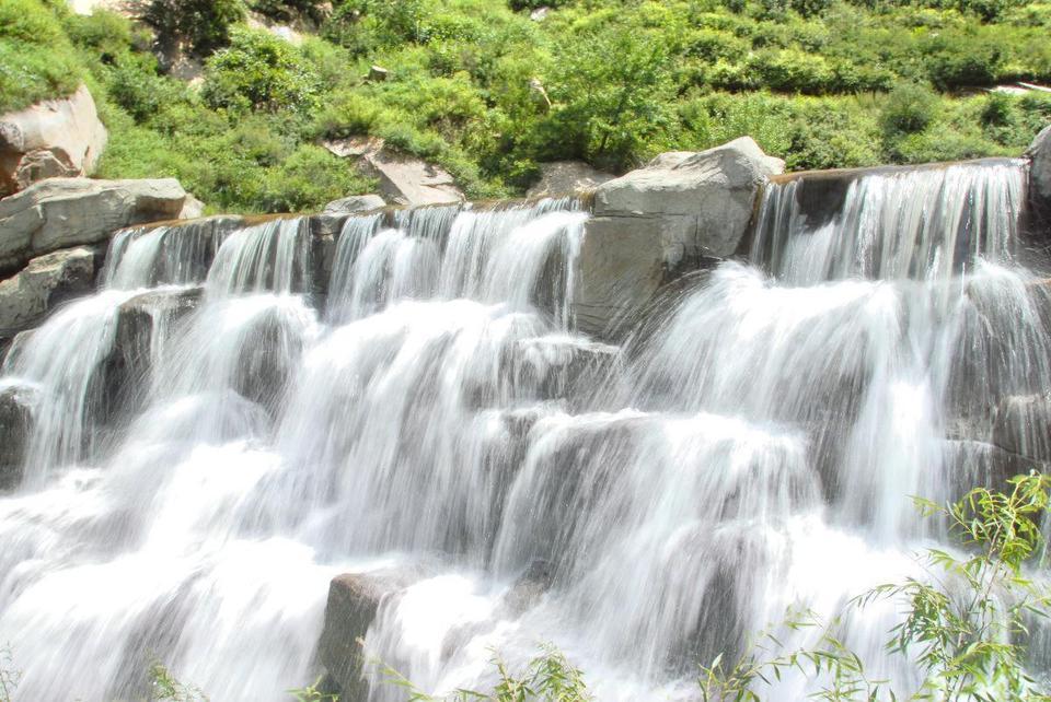                十瀑峡景区