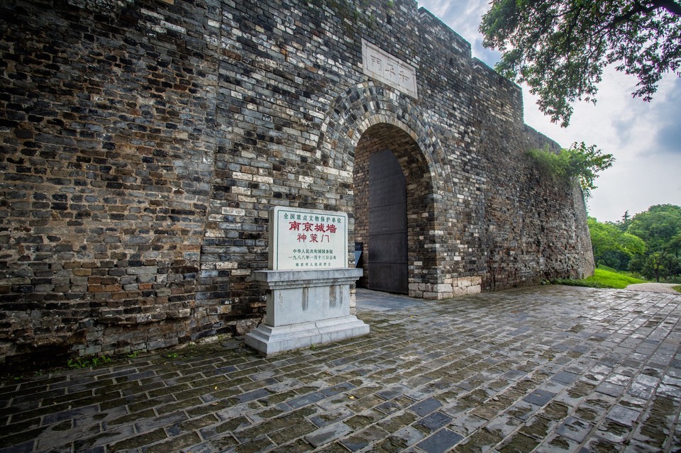 开心岛蹦床公园