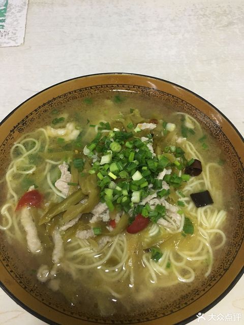 酸菜肉丝面