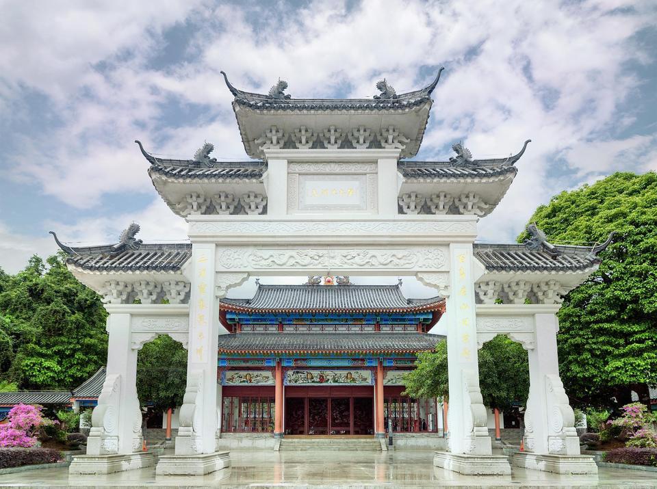             罗浮山旅游景区