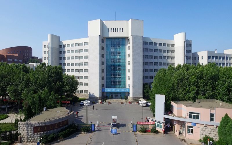 大连市 科教文化服务 学校 > 大连交通大学(东区)