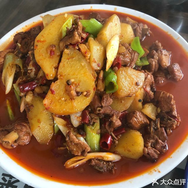 兰州牛肉面 新疆大盘鸡