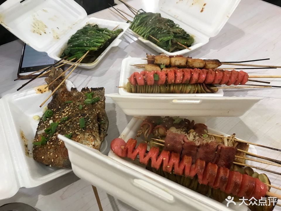 饔食记煲仔饭五河店