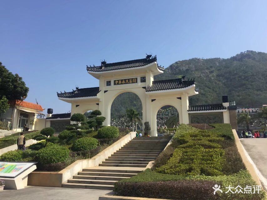 怎么去,怎么走,在哪,在哪里,在哪儿:厦门市湖里区江头街道薛岭山陵园