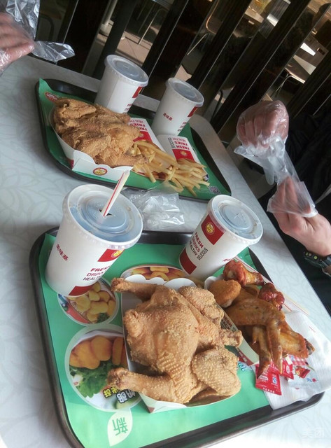 美味基三江店