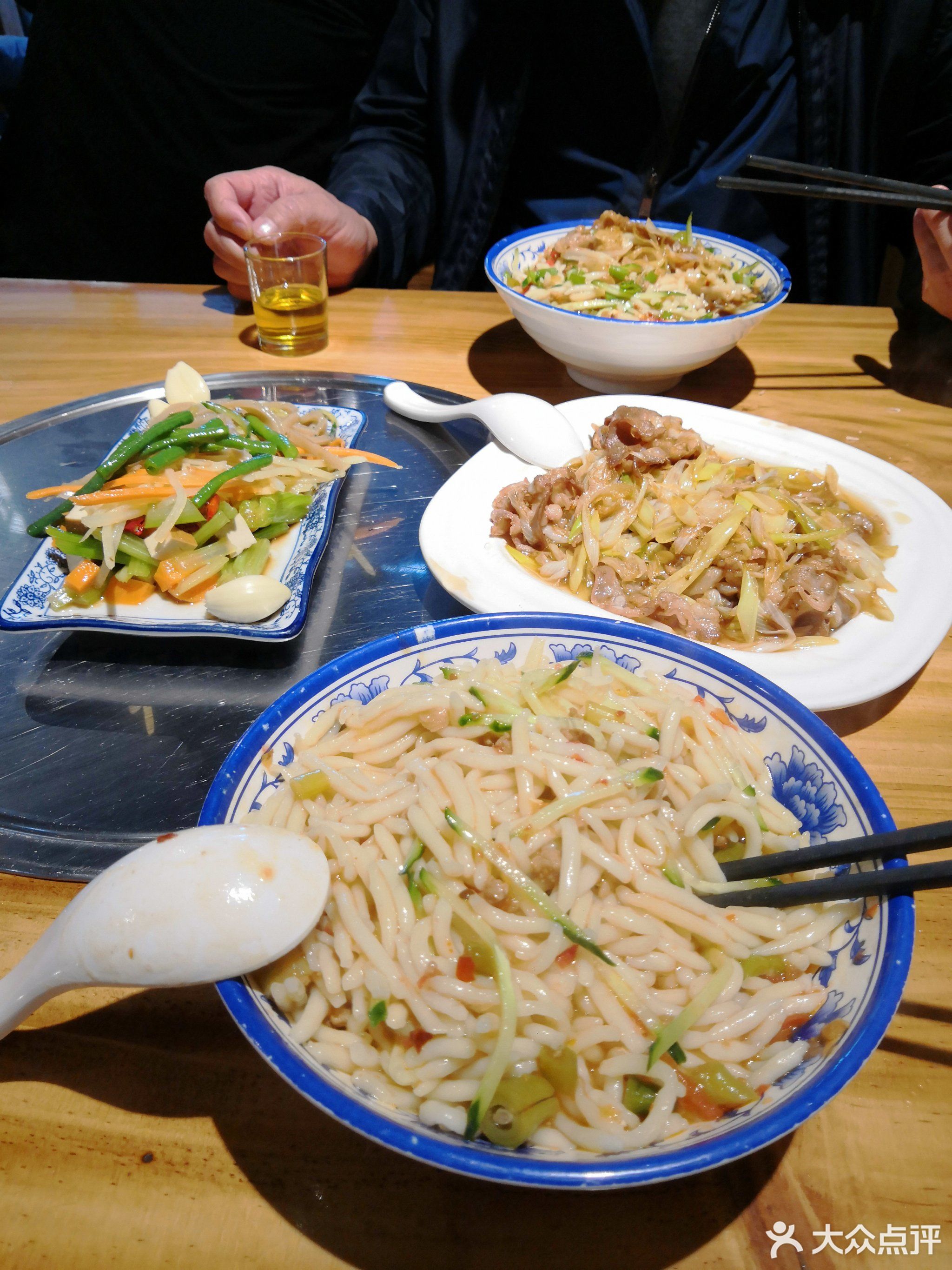           功夫抿尖村(胜利街店)