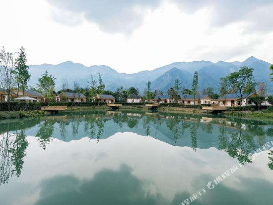 彭州小鱼洞龙珠山庄