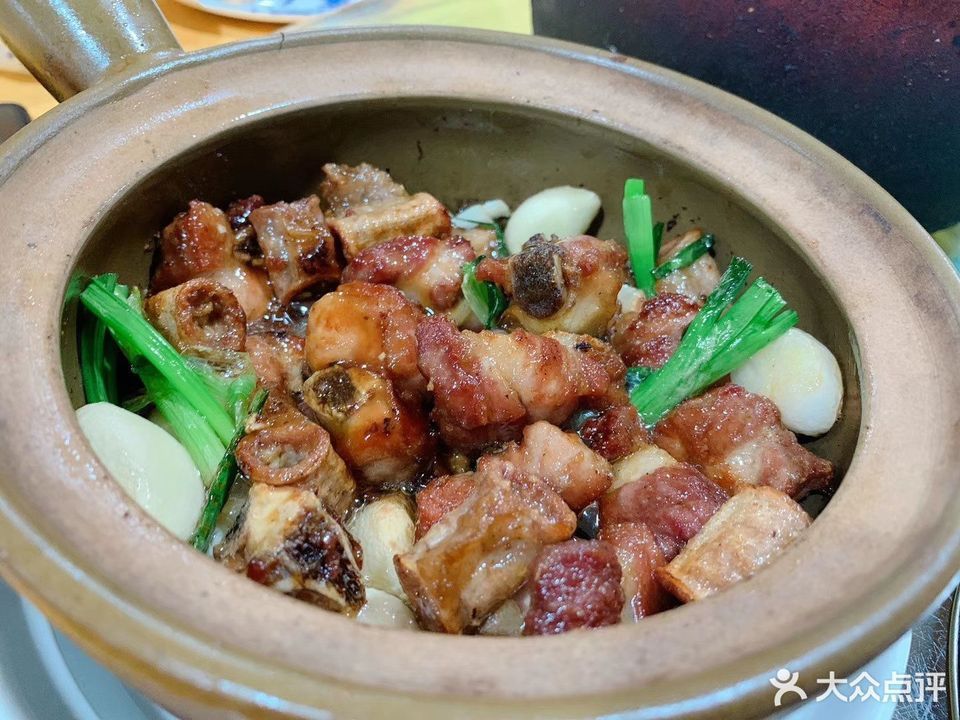 排骨粉肠煲