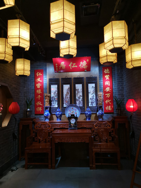 首页>北京市>餐饮服务>餐馆>正院大宅门烤鸭(甜水园店)