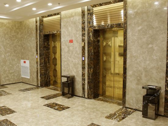奇台昊泰酒店位于昌吉回族自治州奇台县城镇团结南路1866号推荐菜
