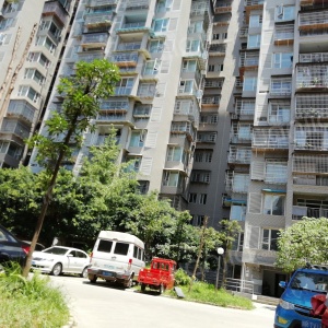 东南明珠位于南充市高坪区桂清路标签:住宅小区地名社区推荐菜:分类
