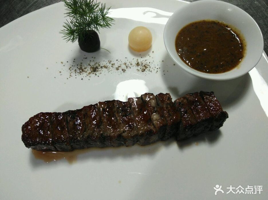 成都兰桂餐饮管理有限公司