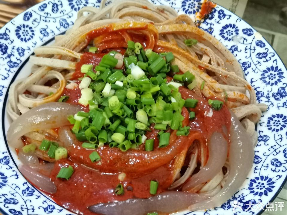 茂林踅面位于渭南市合阳县解放中路民政局小区对面 标签:餐饮快餐粉