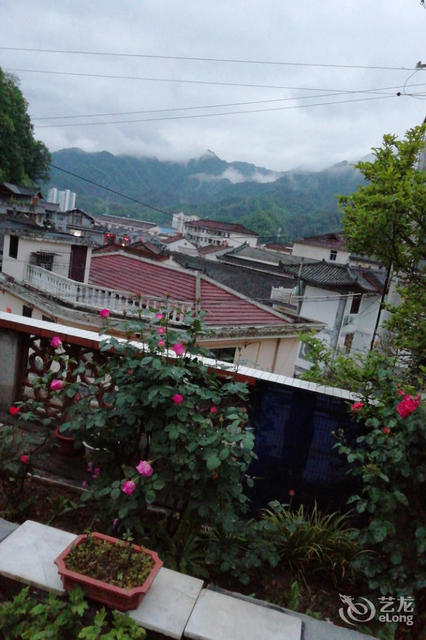 留坝县厅城路与老街交叉口(太平山脚下)标签:酒店星级酒店民宿住宿