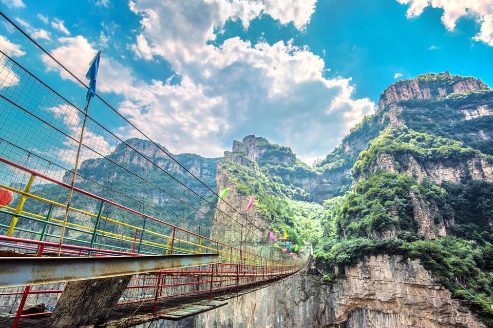                      天脊山风景