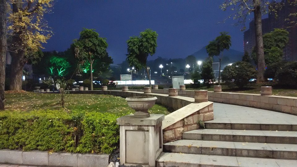 连南顺德文化广场