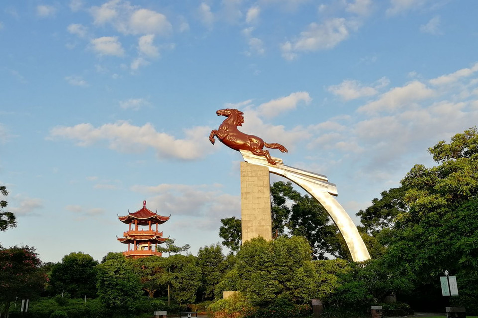 7分 18条评论 类型:城市公园 电话:暂无 地址:东莞市茶山镇东莞市公安