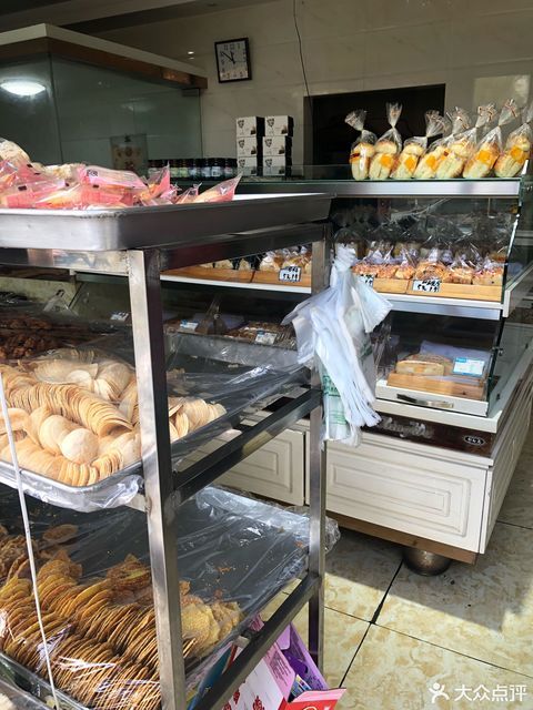 成都市 餐饮服务 面包糕点西点 > 家家饼屋推荐菜:分类:糕饼店;面包店