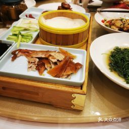 彭厨家宴订餐电话 t0100b99ebeb373a5ce.jpg