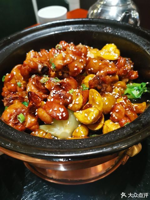 怀柔栗子砂锅鸡